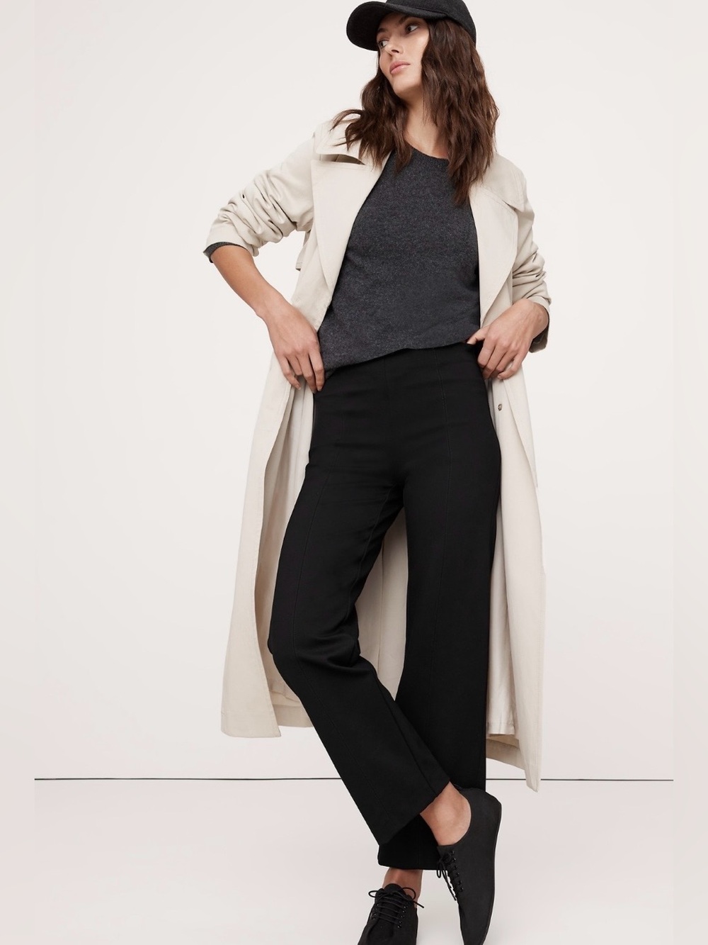 NWT-Banana Republic Black Fitted Everywhere Ponte Pant, Medium